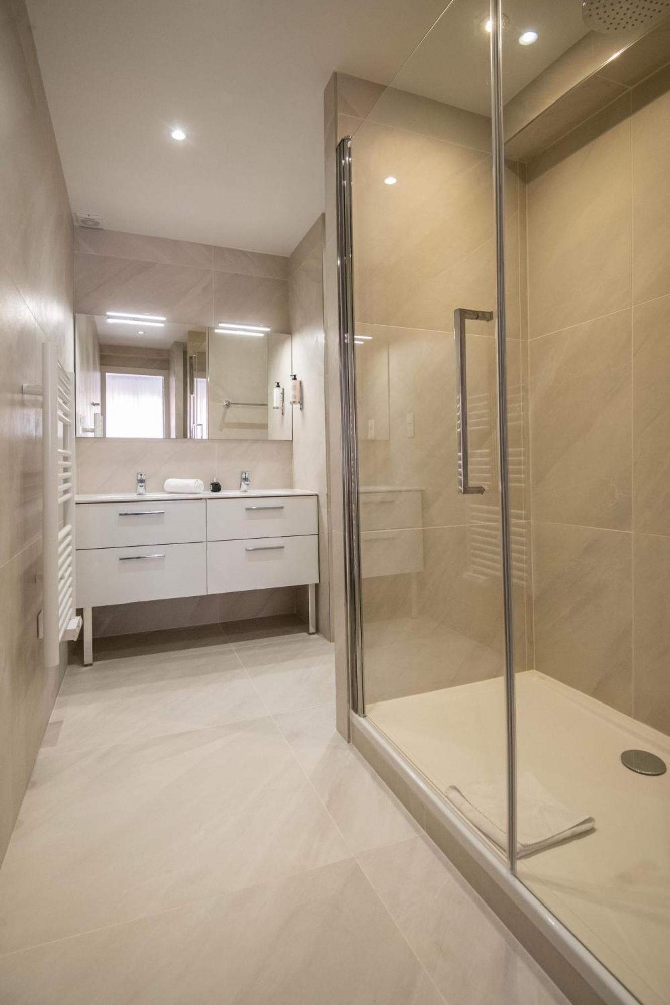 Appartements French Riviera Confidential Centre Ville Juan Les Pins Proche Des Plages Pokoj fotografie